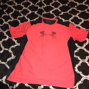 Under Armour tee